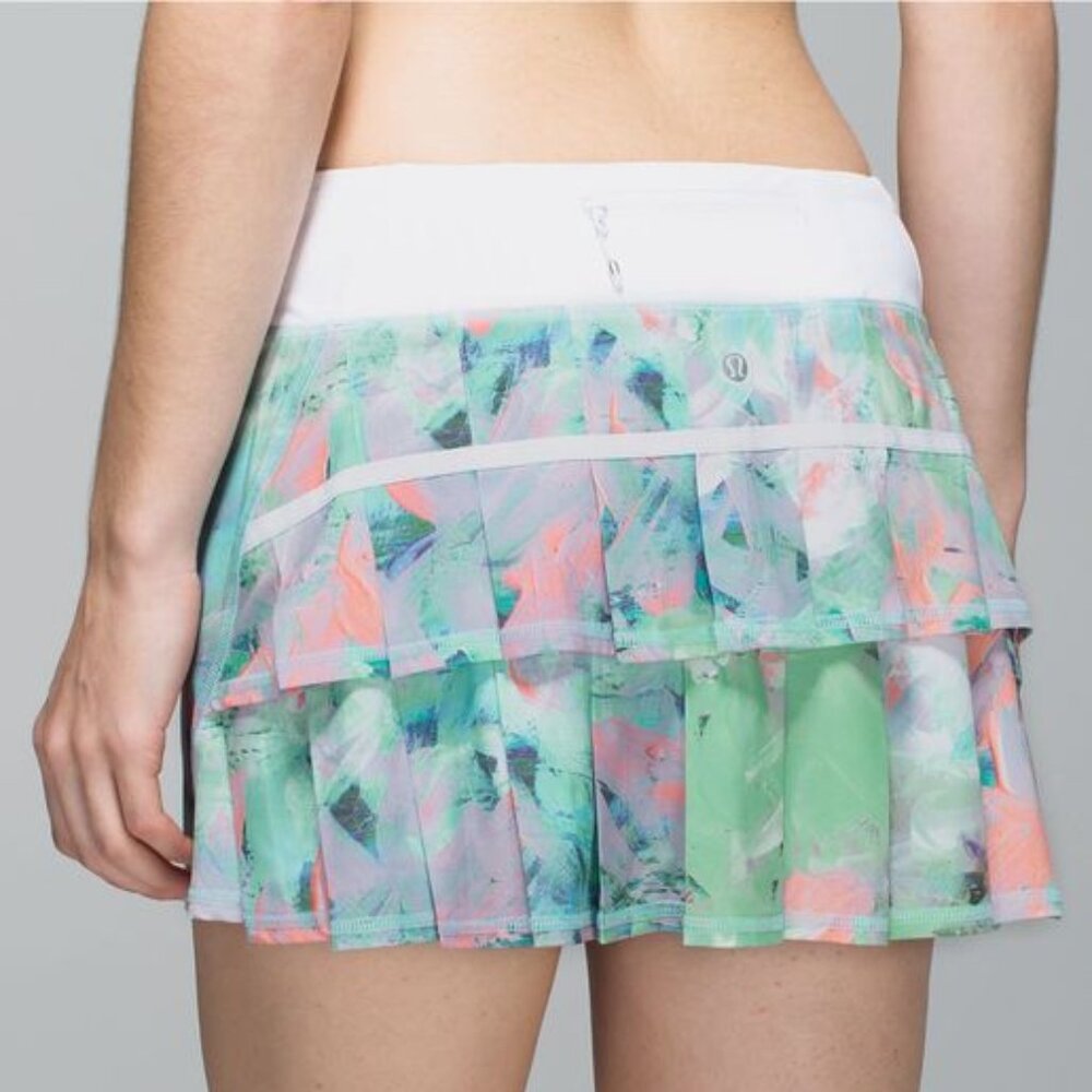 💖 RARE Lululemon Brushed Illusion Pacesetter Skirt 👀LOOKING FOR A 10 or 8 Tall
